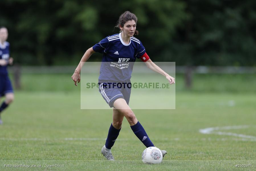 Kendra Altmann, Sportplatz, Karlstadt, 08.08.2021, BFV, sport, action, Fussball, Deutschland, August 2021, Bezirkspokal Frauen, Saison 2021/2022, FFC, FVK, 1. FFC Alzenau, FV Karlstadt - Bild-ID: 2302671