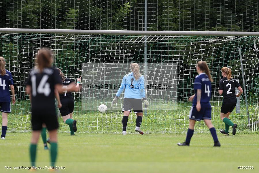 Torwart Theresa Bambeck, Tor, Michaela Straub, Sportplatz, Karlstadt, 08.08.2021, BFV, sport, action, Fussball, Deutschland, August 2021, Bezirkspokal Frauen, Saison 2021/2022, FFC, FVK, 1. FFC Alzenau, FV Karlstadt - Bild-ID: 2302730 Torwart Theresa Bambeck, Tor, Michaela Straub, Sportplatz, Karlstadt, 08.08.2021, BFV, sport, action, Fussball, Deutschland, August 2021, Bezirkspokal Frauen, Saison 2021/2022, FFC, FVK, 1. FFC Alzenau, FV Karlstadt - Bild-ID: 2302730