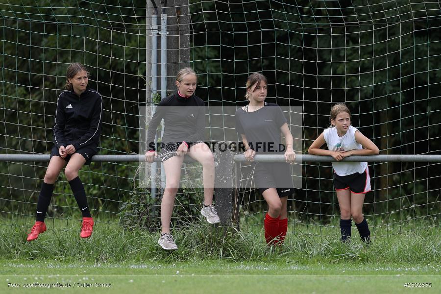 Sportplatz, Karlstadt, 08.08.2021, BFV, sport, action, Fussball, Deutschland, August 2021, Bezirkspokal Frauen, Saison 2021/2022, FFC, FVK, 1. FFC Alzenau, FV Karlstadt - Bild-ID: 2302835
