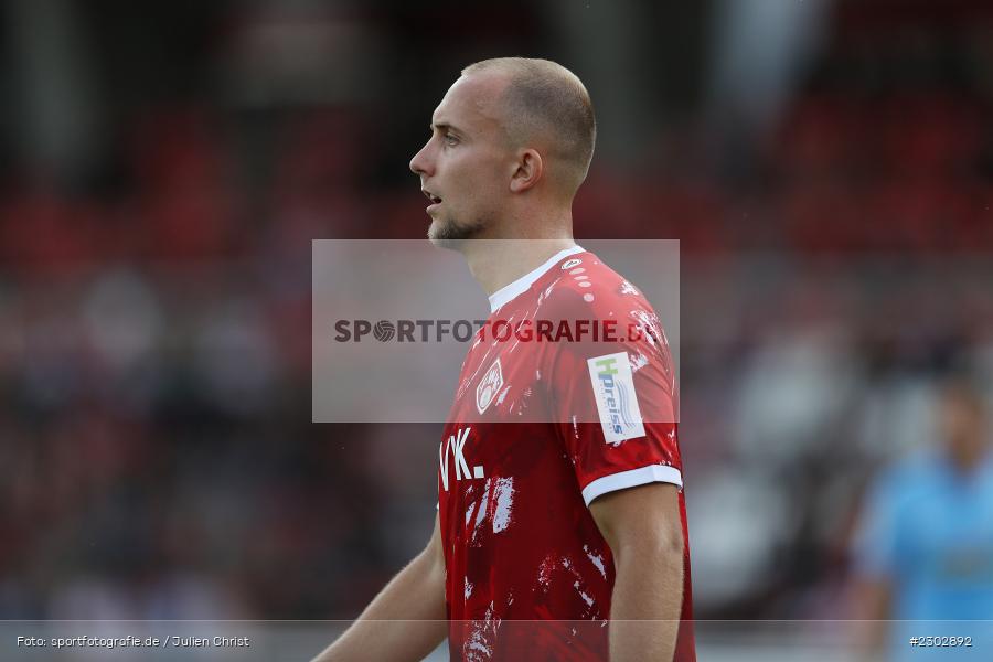 Tobias Kraulich, FLYERALARM-Arena, Würzburg, 08.08.2021, DFB, sport, action, Fussball, Deutschland, August 2021, Runde 1, DFB-Pokal, Saison 2021/2022, SCF, FWK, SC Freiburg, FC Würzburger Kickers - Bild-ID: 2302892