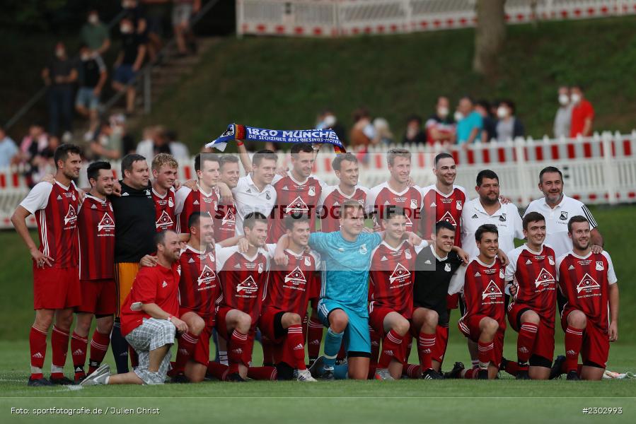 Mannschaftsfoto, Sportplatz, Birkenfeld, 11.08.2021, BFV, sport, action, Fussball, Deutschland, August 2021, Runde 1, Verbands-Pokal, Toto-Pokal, Saison 2021/2022, M60, SVB, TSV 1860 München, SV Birkenfeld - Bild-ID: 2302993 Mannschaftsfoto, Sportplatz, Birkenfeld, 11.08.2021, BFV, sport, action, Fussball, Deutschland, August 2021, Runde 1, Verbands-Pokal, Toto-Pokal, Saison 2021/2022, M60, SVB, TSV 1860 München, SV Birkenfeld - Bild-ID: 2302993