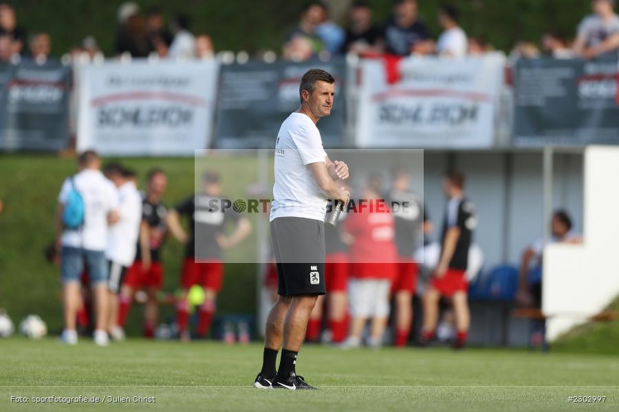 Trainer, Michael Köllner, Sportplatz, Birkenfeld, 11.08.2021, BFV, sport, action, Fussball, Deutschland, August 2021, Runde 1, Verbands-Pokal, Toto-Pokal, Saison 2021/2022, M60, SVB, TSV 1860 München, SV Birkenfeld - Bild-ID: 2302997