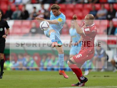 Fotos von FC Würzburger Kickers - SC Freiburg auf sportfotografie.de