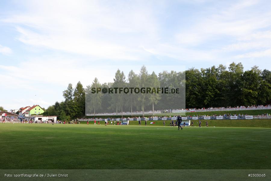 Innenraum, Zuschauer, Sportplatz, Birkenfeld, 11.08.2021, BFV, sport, action, Fussball, Deutschland, August 2021, Runde 1, Verbands-Pokal, Toto-Pokal, Saison 2021/2022, M60, SVB, TSV 1860 München, SV Birkenfeld - Bild-ID: 2303065