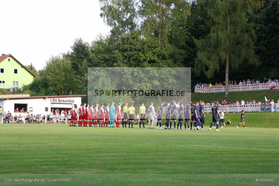 Mannschaften, Sportplatz, Birkenfeld, 11.08.2021, BFV, sport, action, Fussball, Deutschland, August 2021, Runde 1, Verbands-Pokal, Toto-Pokal, Saison 2021/2022, M60, SVB, TSV 1860 München, SV Birkenfeld - Bild-ID: 2303069