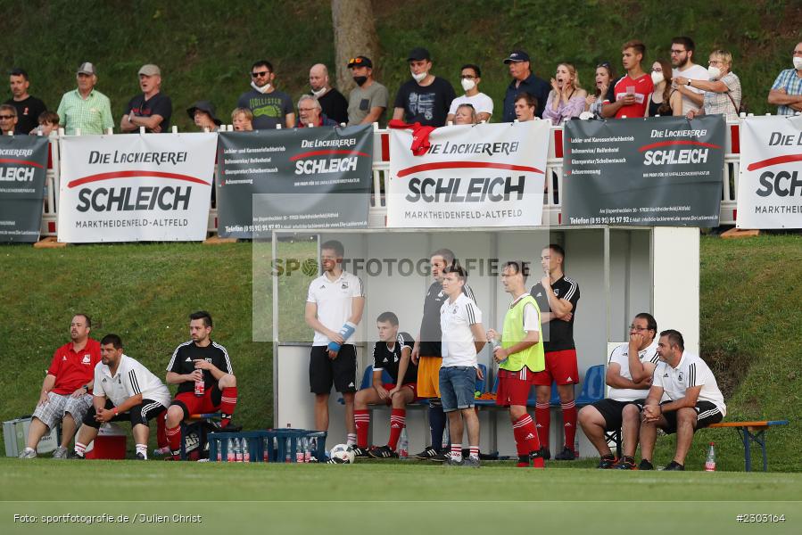 Taner Yorulmazel, Volker Hörning, Sportplatz, Birkenfeld, 11.08.2021, BFV, sport, action, Fussball, Deutschland, August 2021, Runde 1, Verbands-Pokal, Toto-Pokal, Saison 2021/2022, M60, SVB, TSV 1860 München, SV Birkenfeld - Bild-ID: 2303164