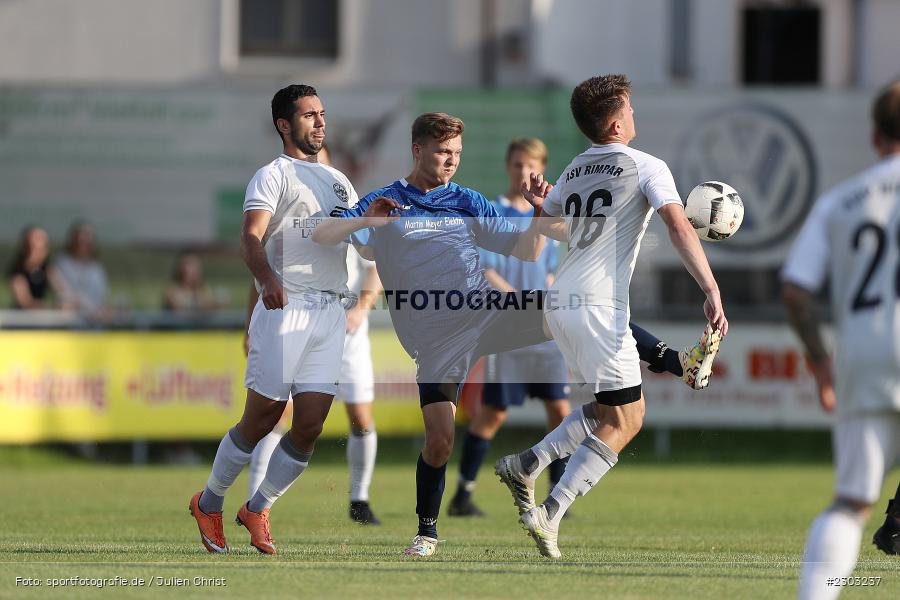 Lukas Behringer, Johan Brahimi, Vinzent Förster, Sportplatz, Rimpar, 13.08.2021, BFV, sport, action, Fussball, Deutschland, August 2021, Bezirksliga Unterfranken West, Saison 2021/2022, TSV, ASV, TSV Uettingen, ASV Rimpar - Bild-ID: 2303237 Lukas Behringer, Johan Brahimi, Vinzent Förster, Sportplatz, Rimpar, 13.08.2021, BFV, sport, action, Fussball, Deutschland, August 2021, Bezirksliga Unterfranken West, Saison 2021/2022, TSV, ASV, TSV Uettingen, ASV Rimpar - Bild-ID: 2303237