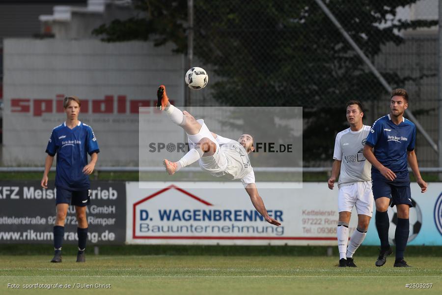 Torchance, Fallrückzieher, Johan Brahimi, Sportplatz, Rimpar, 13.08.2021, BFV, sport, action, Fussball, Deutschland, August 2021, Bezirksliga Unterfranken West, Saison 2021/2022, TSV, ASV, TSV Uettingen, ASV Rimpar - Bild-ID: 2303257