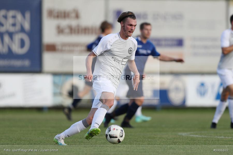 Moritz Fischer, Sportplatz, Rimpar, 13.08.2021, BFV, sport, action, Fussball, Deutschland, August 2021, Bezirksliga Unterfranken West, Saison 2021/2022, TSV, ASV, TSV Uettingen, ASV Rimpar - Bild-ID: 2303302 Moritz Fischer, Sportplatz, Rimpar, 13.08.2021, BFV, sport, action, Fussball, Deutschland, August 2021, Bezirksliga Unterfranken West, Saison 2021/2022, TSV, ASV, TSV Uettingen, ASV Rimpar - Bild-ID: 2303302