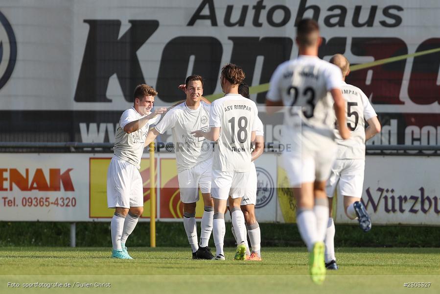 Torjubel, Michael Winkler, Sportplatz, Rimpar, 13.08.2021, BFV, sport, action, Fussball, Deutschland, August 2021, Bezirksliga Unterfranken West, Saison 2021/2022, TSV, ASV, TSV Uettingen, ASV Rimpar - Bild-ID: 2303327