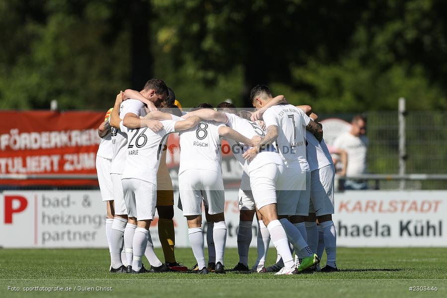 Mannschaftskreis, Sportplatz, Karlburg, 14.08.2021, BFV, sport, action, Fussball, Deutschland, August 2021, Bayernliga Nord, Saison 2021/2022, SPA, TSV, SpVgg Ansbach, TSV Karlburg - Bild-ID: 2303446
