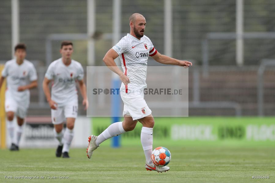 Hendrik Hofgärtner, Stadion am Schönbusch, Aschaffenburg, 17.08.2021, BFV, sport, action, Fussball, Deutschland, August 2021, Regionalliga Bayern, Saison 2021/2022, FCA, SVA, FC Augsburg II, SV Viktoria Aschaffenburg - Bild-ID: 2303698