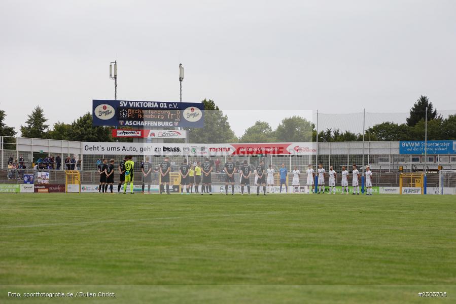 Trauer, Erinnerung, Schweigeminute, Stadion am Schönbusch, Aschaffenburg, 17.08.2021, BFV, sport, action, Fussball, Deutschland, August 2021, Regionalliga Bayern, Saison 2021/2022, FCA, SVA, FC Augsburg II, SV Viktoria Aschaffenburg - Bild-ID: 2303705