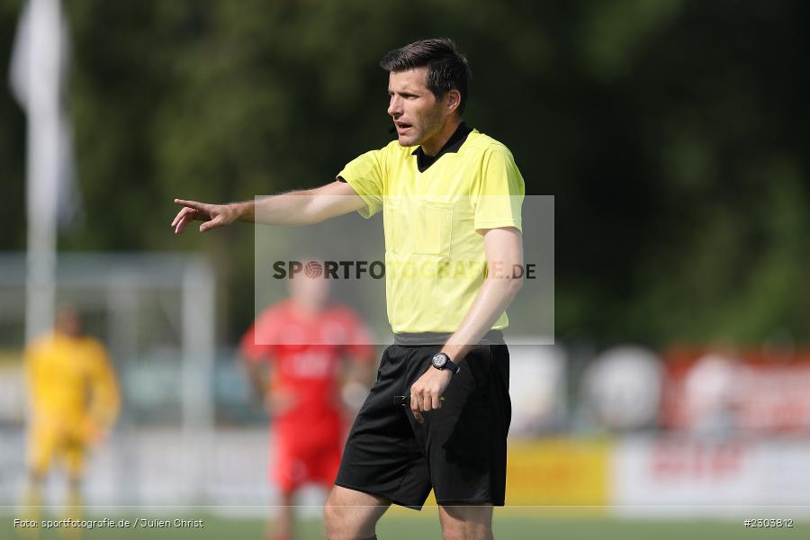 Schiedsrichter, Marcel Geuß, Sportplatz, Karlburg, 21.08.2021, BFV, sport, action, Fussball, Deutschland, August 2021, Bayernliga Nord, Saison 2021/2022, ATSV, TSV, ATSV Erlangen, TSV Karlburg - Bild-ID: 2303812 Schiedsrichter, Marcel Geuß, Sportplatz, Karlburg, 21.08.2021, BFV, sport, action, Fussball, Deutschland, August 2021, Bayernliga Nord, Saison 2021/2022, ATSV, TSV, ATSV Erlangen, TSV Karlburg - Bild-ID: 2303812