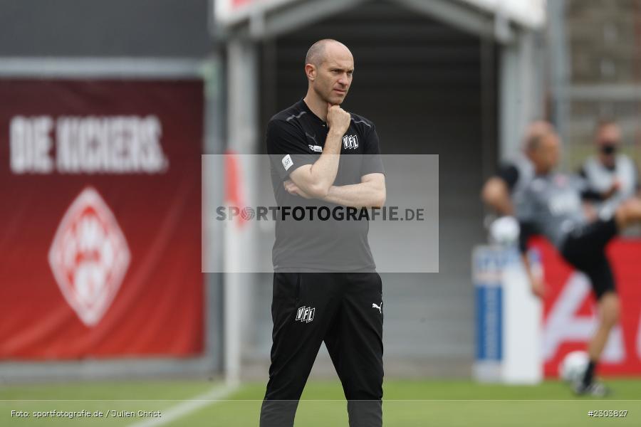 Daniel Scherning, FLYERALARM Arena, Würzburg, 22.08.2021, DFL, sport, action, Fussball, Deutschland, August 2021, Saison 2021/2022, OSN, FWK, 3. Liga, VfL Osnabrück, FC Würzburger Kickers - Bild-ID: 2303827