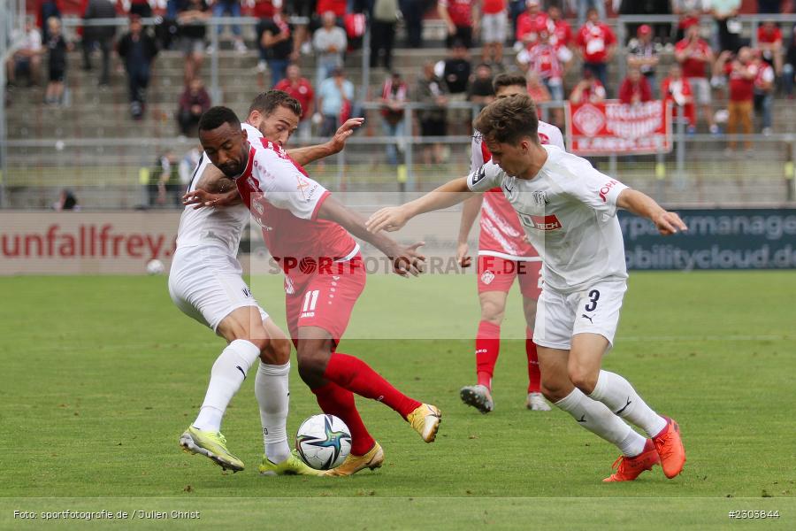 Saliou Sane, FLYERALARM Arena, Würzburg, 22.08.2021, DFL, sport, action, Fussball, Deutschland, August 2021, Saison 2021/2022, OSN, FWK, 3. Liga, VfL Osnabrück, FC Würzburger Kickers - Bild-ID: 2303844 Saliou Sane, FLYERALARM Arena, Würzburg, 22.08.2021, DFL, sport, action, Fussball, Deutschland, August 2021, Saison 2021/2022, OSN, FWK, 3. Liga, VfL Osnabrück, FC Würzburger Kickers - Bild-ID: 2303844