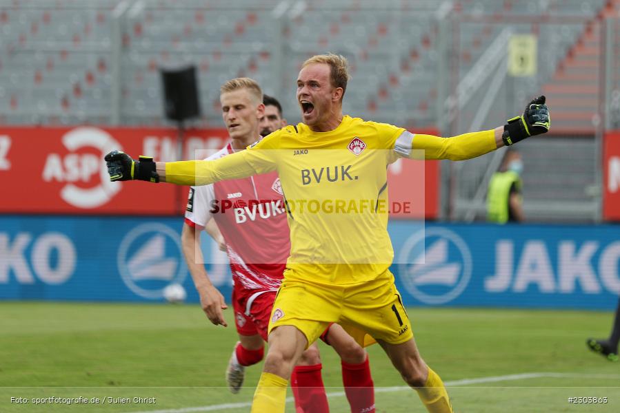 Emotionen, Freude, Hendrik Bonmann, FLYERALARM Arena, Würzburg, 22.08.2021, DFL, sport, action, Fussball, Deutschland, August 2021, Saison 2021/2022, OSN, FWK, 3. Liga, VfL Osnabrück, FC Würzburger Kickers - Bild-ID: 2303863 Emotionen, Freude, Hendrik Bonmann, FLYERALARM Arena, Würzburg, 22.08.2021, DFL, sport, action, Fussball, Deutschland, August 2021, Saison 2021/2022, OSN, FWK, 3. Liga, VfL Osnabrück, FC Würzburger Kickers - Bild-ID: 2303863