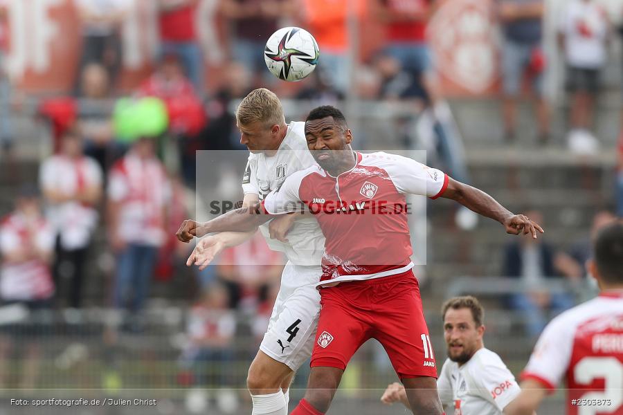 Saliou Sane, FLYERALARM Arena, Würzburg, 22.08.2021, DFL, sport, action, Fussball, Deutschland, August 2021, Saison 2021/2022, OSN, FWK, 3. Liga, VfL Osnabrück, FC Würzburger Kickers - Bild-ID: 2303873 Saliou Sane, FLYERALARM Arena, Würzburg, 22.08.2021, DFL, sport, action, Fussball, Deutschland, August 2021, Saison 2021/2022, OSN, FWK, 3. Liga, VfL Osnabrück, FC Würzburger Kickers - Bild-ID: 2303873