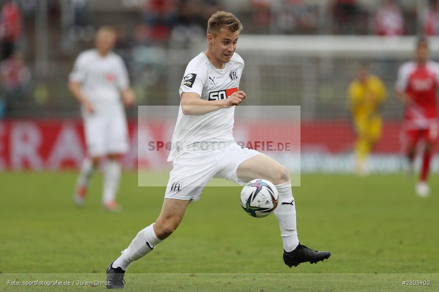 Davide Itter, FLYERALARM Arena, Würzburg, 22.08.2021, DFL, sport, action, Fussball, Deutschland, August 2021, Saison 2021/2022, OSN, FWK, 3. Liga, VfL Osnabrück, FC Würzburger Kickers - Bild-ID: 2303902 Davide Itter, FLYERALARM Arena, Würzburg, 22.08.2021, DFL, sport, action, Fussball, Deutschland, August 2021, Saison 2021/2022, OSN, FWK, 3. Liga, VfL Osnabrück, FC Würzburger Kickers - Bild-ID: 2303902