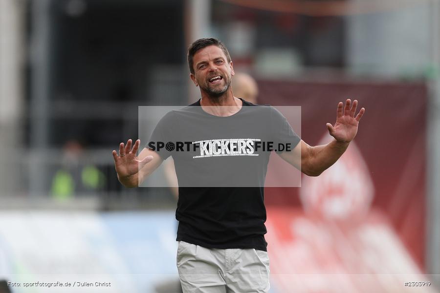 Torsten Ziegner, FLYERALARM Arena, Würzburg, 22.08.2021, DFL, sport, action, Fussball, Deutschland, August 2021, Saison 2021/2022, OSN, FWK, 3. Liga, VfL Osnabrück, FC Würzburger Kickers - Bild-ID: 2303919 Torsten Ziegner, FLYERALARM Arena, Würzburg, 22.08.2021, DFL, sport, action, Fussball, Deutschland, August 2021, Saison 2021/2022, OSN, FWK, 3. Liga, VfL Osnabrück, FC Würzburger Kickers - Bild-ID: 2303919