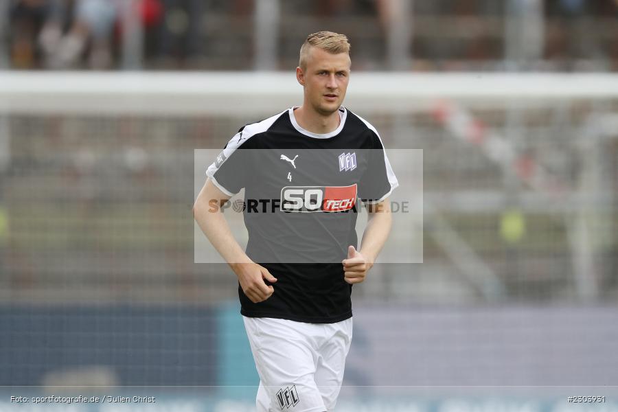 Lukas Gugganig, FLYERALARM Arena, Würzburg, 22.08.2021, DFL, sport, action, Fussball, Deutschland, August 2021, Saison 2021/2022, OSN, FWK, 3. Liga, VfL Osnabrück, FC Würzburger Kickers - Bild-ID: 2303931 Lukas Gugganig, FLYERALARM Arena, Würzburg, 22.08.2021, DFL, sport, action, Fussball, Deutschland, August 2021, Saison 2021/2022, OSN, FWK, 3. Liga, VfL Osnabrück, FC Würzburger Kickers - Bild-ID: 2303931