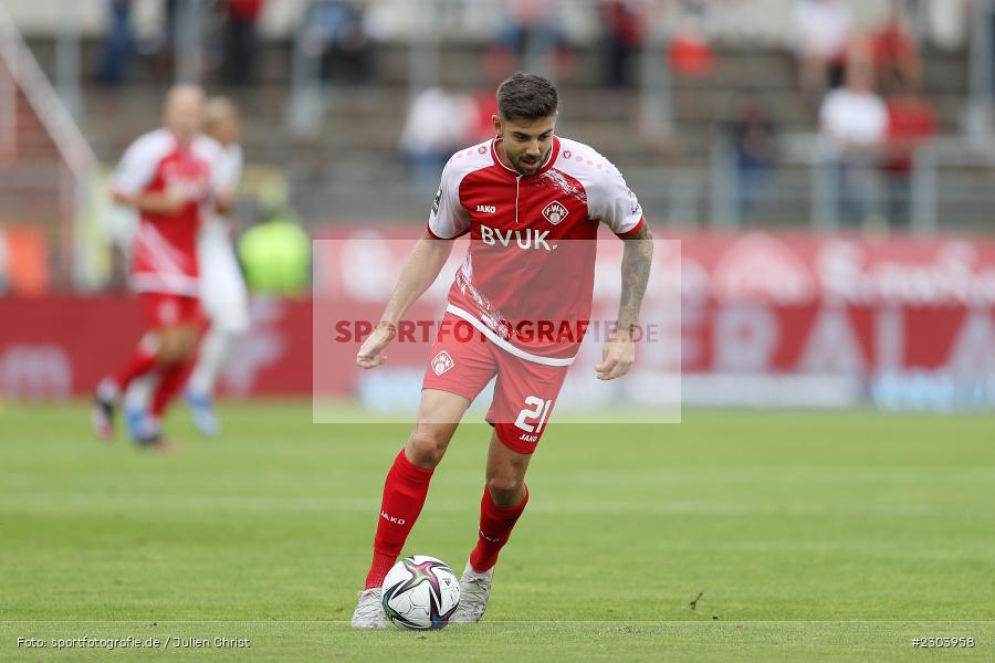 Moritz Heinrich, FLYERALARM Arena, Würzburg, 22.08.2021, DFL, sport, action, Fussball, Deutschland, August 2021, Saison 2021/2022, OSN, FWK, 3. Liga, VfL Osnabrück, FC Würzburger Kickers - Bild-ID: 2303958 Moritz Heinrich, FLYERALARM Arena, Würzburg, 22.08.2021, DFL, sport, action, Fussball, Deutschland, August 2021, Saison 2021/2022, OSN, FWK, 3. Liga, VfL Osnabrück, FC Würzburger Kickers - Bild-ID: 2303958