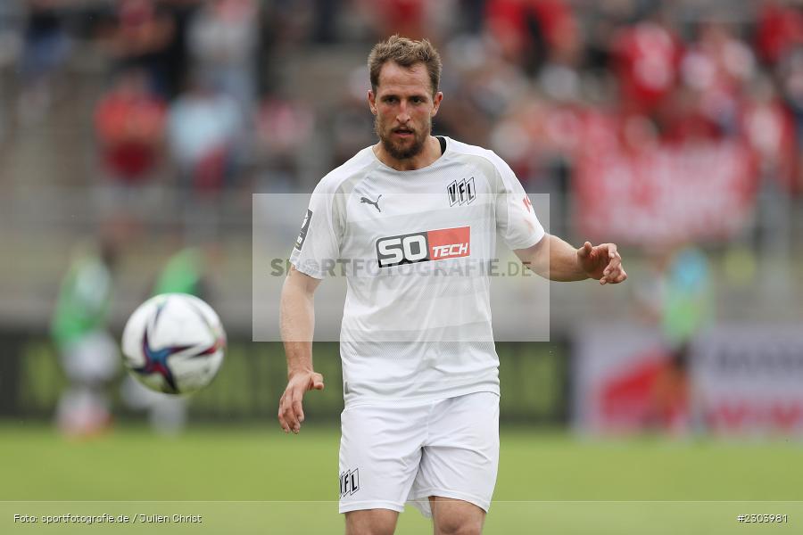 Ulrich Taffertshofer, FLYERALARM Arena, Würzburg, 22.08.2021, DFL, sport, action, Fussball, Deutschland, August 2021, Saison 2021/2022, OSN, FWK, 3. Liga, VfL Osnabrück, FC Würzburger Kickers - Bild-ID: 2303981 Ulrich Taffertshofer, FLYERALARM Arena, Würzburg, 22.08.2021, DFL, sport, action, Fussball, Deutschland, August 2021, Saison 2021/2022, OSN, FWK, 3. Liga, VfL Osnabrück, FC Würzburger Kickers - Bild-ID: 2303981
