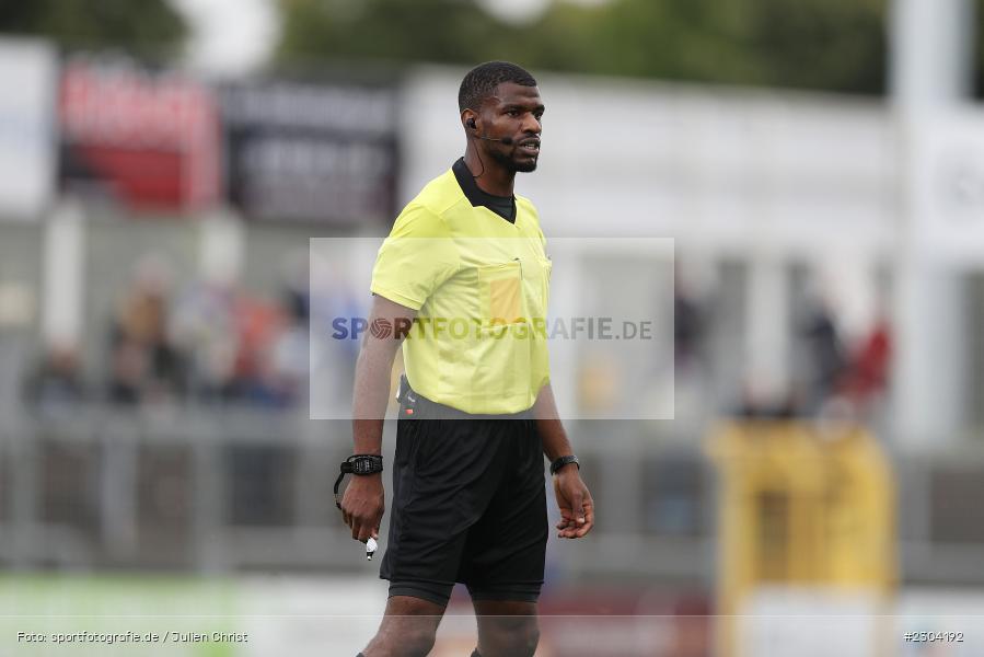 Assad Nouhoum, Stadion am Schönbusch, Aschaffenburg, 27.08.2021, BFV, sport, action, Fussball, Deutschland, August 2021, Saison 2021/2022, Regionalliga Bayern, SCE, SVA, SC Eltersdorf, SV Viktoria Aschaffenburg - Bild-ID: 2304192 Assad Nouhoum, Stadion am Schönbusch, Aschaffenburg, 27.08.2021, BFV, sport, action, Fussball, Deutschland, August 2021, Saison 2021/2022, Regionalliga Bayern, SCE, SVA, SC Eltersdorf, SV Viktoria Aschaffenburg - Bild-ID: 2304192