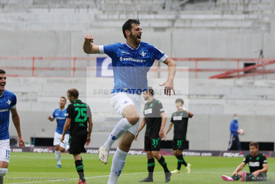 Torjubel, Luca Pfeiffer, Merck-Stadion, Darmstadt, 28.08.2021, DFL, sport, action, Fussball, Deutschland, August 2021, Saison 2021/2022, 2. Bundesliga, H96, SVD, Hannover 96, SV Darmstadt 98 - Bild-ID: 2304209 Torjubel, Luca Pfeiffer, Merck-Stadion, Darmstadt, 28.08.2021, DFL, sport, action, Fussball, Deutschland, August 2021, Saison 2021/2022, 2. Bundesliga, H96, SVD, Hannover 96, SV Darmstadt 98 - Bild-ID: 2304209