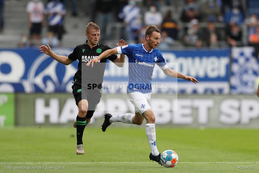 Matthias Bader, Merck-Stadion, Darmstadt, 28.08.2021, DFL, sport, action, Fussball, Deutschland, August 2021, Saison 2021/2022, 2. Bundesliga, H96, SVD, Hannover 96, SV Darmstadt 98 - Bild-ID: 2304231 Matthias Bader, Merck-Stadion, Darmstadt, 28.08.2021, DFL, sport, action, Fussball, Deutschland, August 2021, Saison 2021/2022, 2. Bundesliga, H96, SVD, Hannover 96, SV Darmstadt 98 - Bild-ID: 2304231