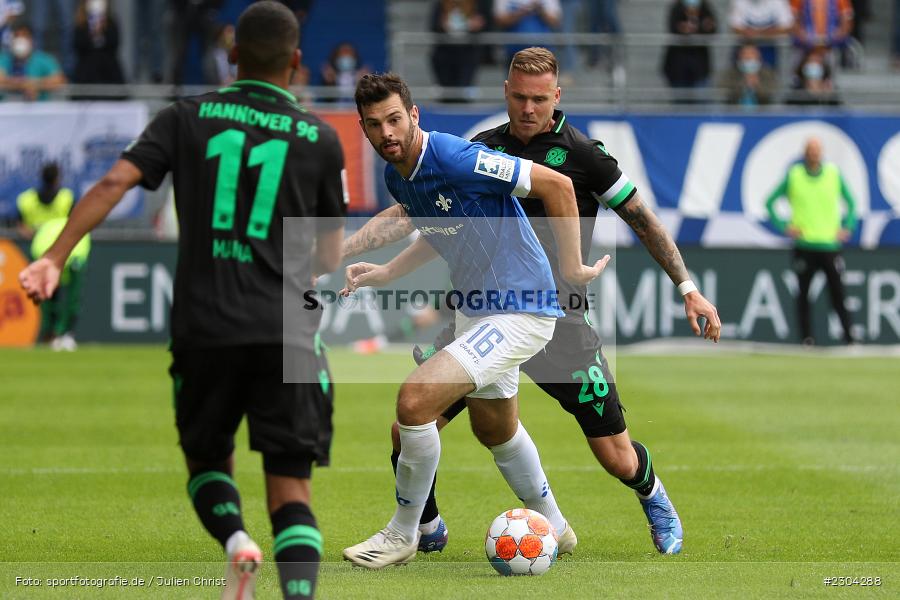 Luca Pfeiffer, Merck-Stadion, Darmstadt, 28.08.2021, DFL, sport, action, Fussball, Deutschland, August 2021, Saison 2021/2022, 2. Bundesliga, H96, SVD, Hannover 96, SV Darmstadt 98 - Bild-ID: 2304288