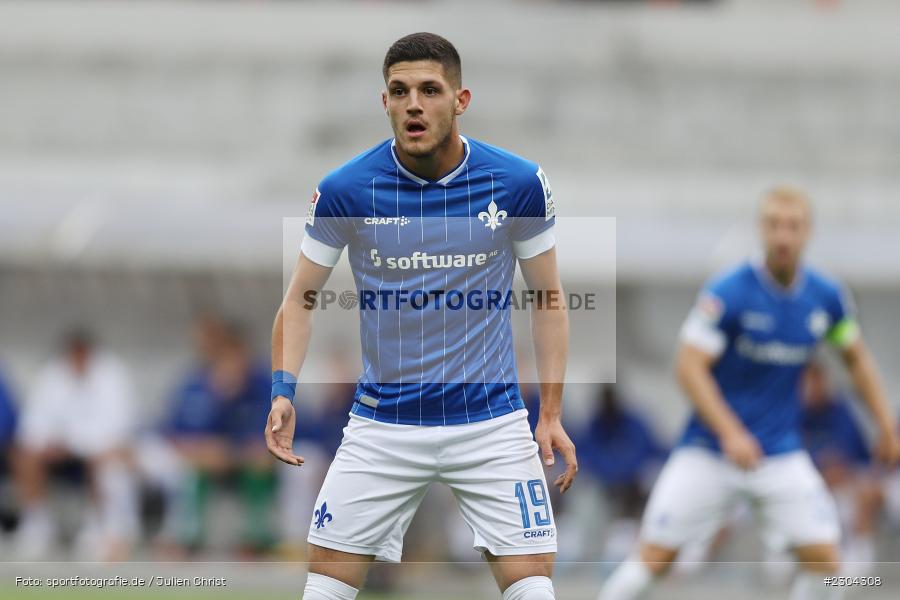 Emir Karic, Merck-Stadion, Darmstadt, 28.08.2021, DFL, sport, action, Fussball, Deutschland, August 2021, Saison 2021/2022, 2. Bundesliga, H96, SVD, Hannover 96, SV Darmstadt 98 - Bild-ID: 2304308