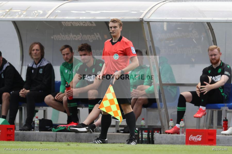 Assistent, Robert Wessel, Merck-Stadion, Darmstadt, 28.08.2021, DFL, sport, action, Fussball, Deutschland, August 2021, Saison 2021/2022, 2. Bundesliga, H96, SVD, Hannover 96, SV Darmstadt 98 - Bild-ID: 2304348 Assistent, Robert Wessel, Merck-Stadion, Darmstadt, 28.08.2021, DFL, sport, action, Fussball, Deutschland, August 2021, Saison 2021/2022, 2. Bundesliga, H96, SVD, Hannover 96, SV Darmstadt 98 - Bild-ID: 2304348