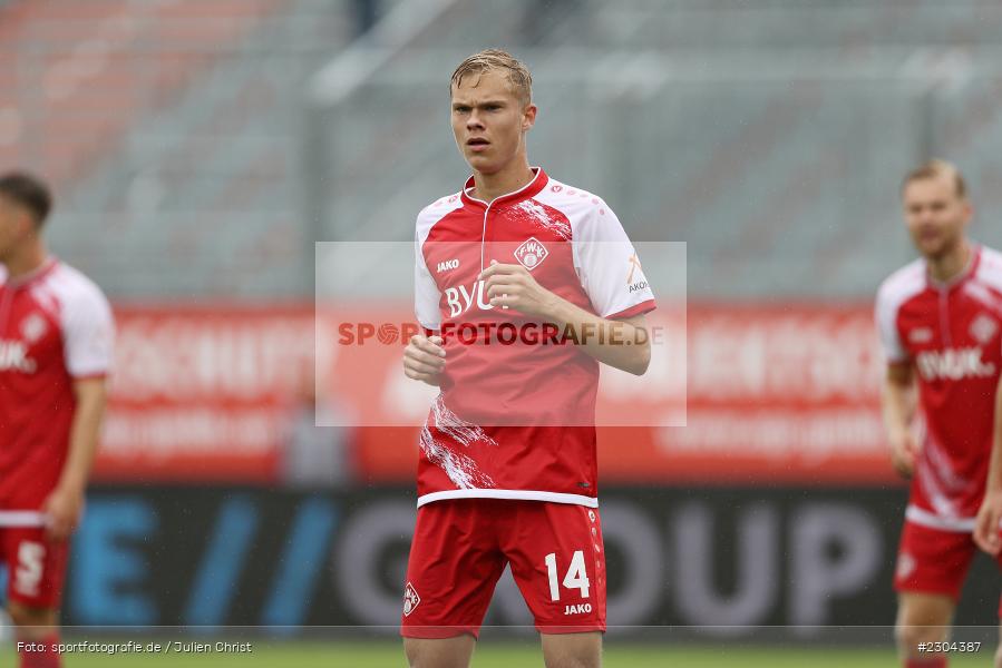 Louis Breunig, FLYERALARM Arena, Würzburg, 29.08.2021, DFL, sport, action, Fussball, Deutschland, August 2021, Saison 2021/2022, FCS, FWK, 3. Liga, 1. FC Saarbrücken, FC Würzburger Kickers - Bild-ID: 2304387 Louis Breunig, FLYERALARM Arena, Würzburg, 29.08.2021, DFL, sport, action, Fussball, Deutschland, August 2021, Saison 2021/2022, FCS, FWK, 3. Liga, 1. FC Saarbrücken, FC Würzburger Kickers - Bild-ID: 2304387
