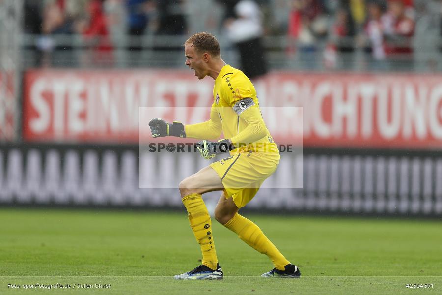 Torjubel, Hendrik Bonmann, FLYERALARM Arena, Würzburg, 29.08.2021, DFL, sport, action, Fussball, Deutschland, August 2021, Saison 2021/2022, FCS, FWK, 3. Liga, 1. FC Saarbrücken, FC Würzburger Kickers - Bild-ID: 2304391 Torjubel, Hendrik Bonmann, FLYERALARM Arena, Würzburg, 29.08.2021, DFL, sport, action, Fussball, Deutschland, August 2021, Saison 2021/2022, FCS, FWK, 3. Liga, 1. FC Saarbrücken, FC Würzburger Kickers - Bild-ID: 2304391