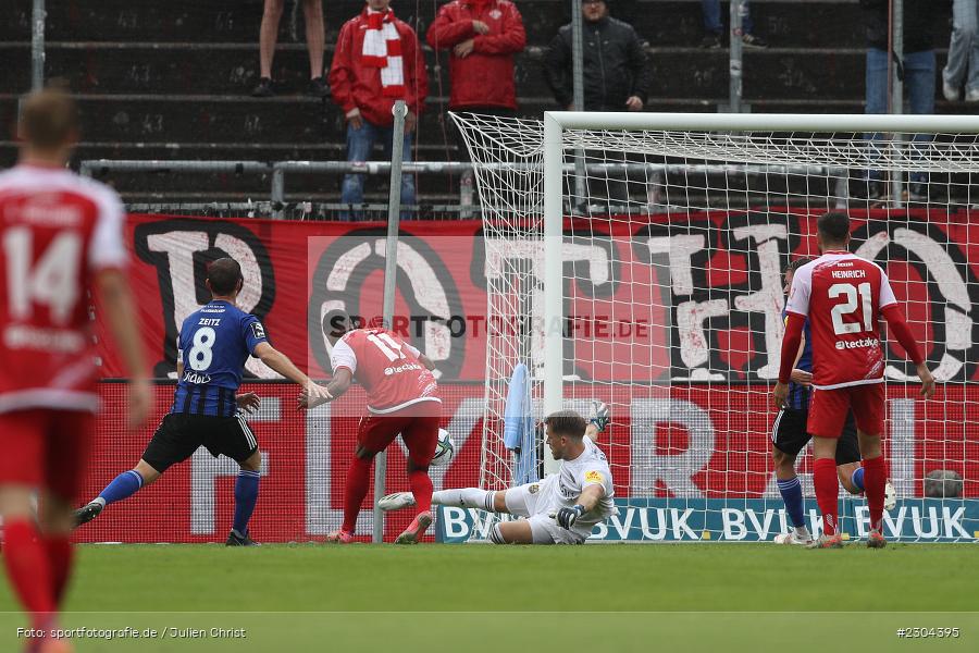 Tor, Saliou Sane, FLYERALARM Arena, Würzburg, 29.08.2021, DFL, sport, action, Fussball, Deutschland, August 2021, Saison 2021/2022, FCS, FWK, 3. Liga, 1. FC Saarbrücken, FC Würzburger Kickers - Bild-ID: 2304395