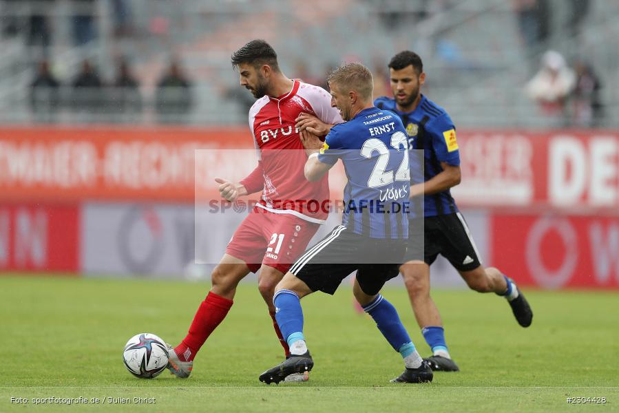 Moritz Heinrich, FLYERALARM Arena, Würzburg, 29.08.2021, DFL, sport, action, Fussball, Deutschland, August 2021, Saison 2021/2022, FCS, FWK, 3. Liga, 1. FC Saarbrücken, FC Würzburger Kickers - Bild-ID: 2304428