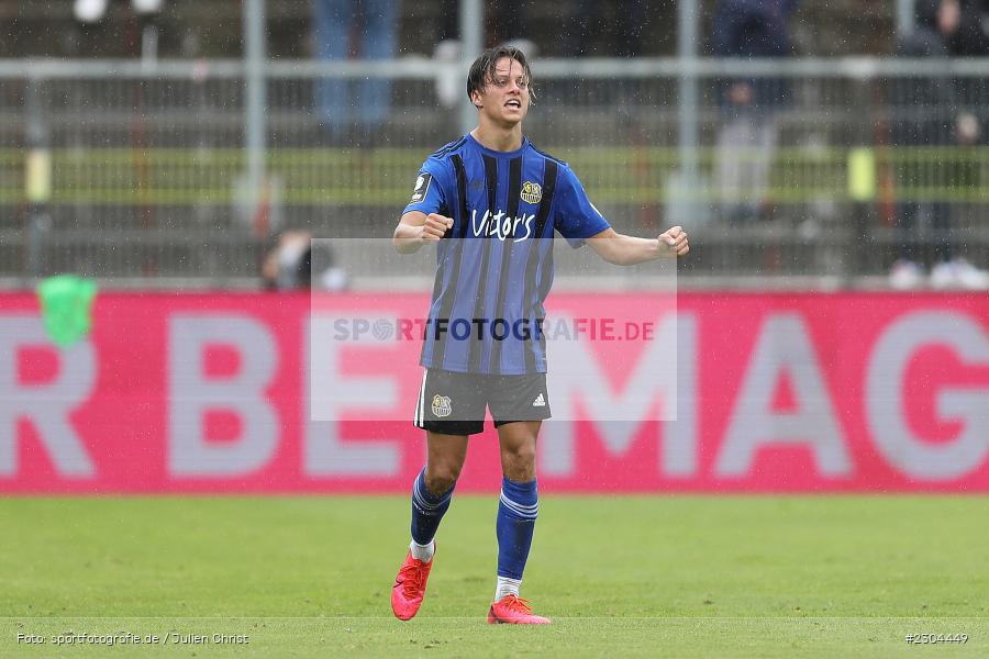 Minos Gouras, FLYERALARM Arena, Würzburg, 29.08.2021, DFL, sport, action, Fussball, Deutschland, August 2021, Saison 2021/2022, FCS, FWK, 3. Liga, 1. FC Saarbrücken, FC Würzburger Kickers - Bild-ID: 2304449