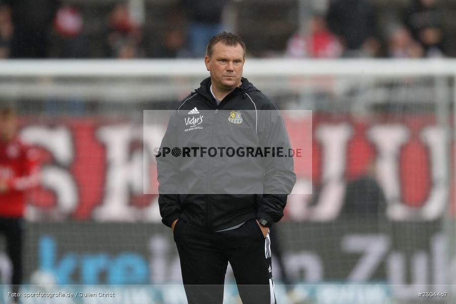 Uwe Koschinat, FLYERALARM Arena, Würzburg, 29.08.2021, DFL, sport, action, Fussball, Deutschland, August 2021, Saison 2021/2022, FCS, FWK, 3. Liga, 1. FC Saarbrücken, FC Würzburger Kickers - Bild-ID: 2304467