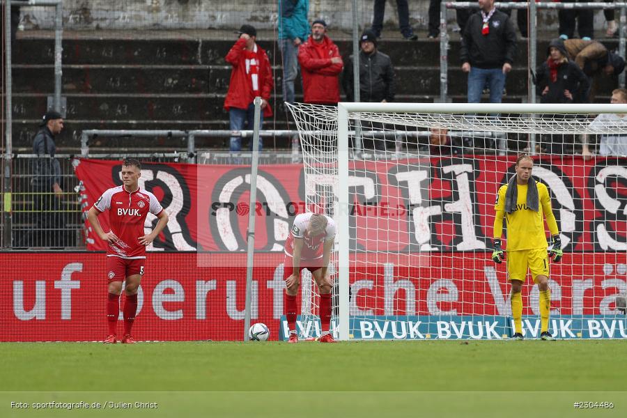 Leon Schneider, FLYERALARM Arena, Würzburg, 29.08.2021, DFL, sport, action, Fussball, Deutschland, August 2021, Saison 2021/2022, FCS, FWK, 3. Liga, 1. FC Saarbrücken, FC Würzburger Kickers - Bild-ID: 2304486 Leon Schneider, FLYERALARM Arena, Würzburg, 29.08.2021, DFL, sport, action, Fussball, Deutschland, August 2021, Saison 2021/2022, FCS, FWK, 3. Liga, 1. FC Saarbrücken, FC Würzburger Kickers - Bild-ID: 2304486