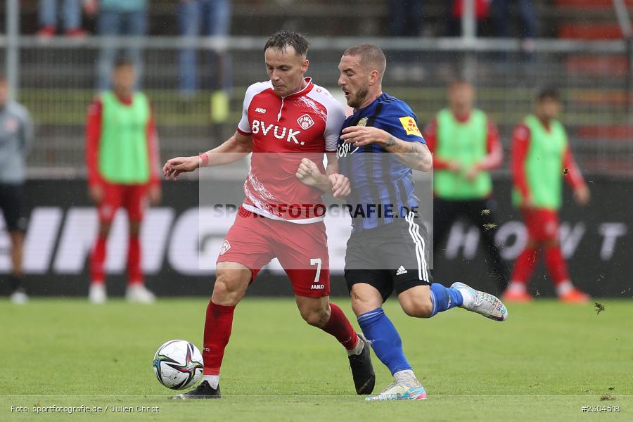 Mirnes Pepić, FLYERALARM Arena, Würzburg, 29.08.2021, DFL, sport, action, Fussball, Deutschland, August 2021, Saison 2021/2022, FCS, FWK, 3. Liga, 1. FC Saarbrücken, FC Würzburger Kickers - Bild-ID: 2304518 Mirnes Pepić, FLYERALARM Arena, Würzburg, 29.08.2021, DFL, sport, action, Fussball, Deutschland, August 2021, Saison 2021/2022, FCS, FWK, 3. Liga, 1. FC Saarbrücken, FC Würzburger Kickers - Bild-ID: 2304518