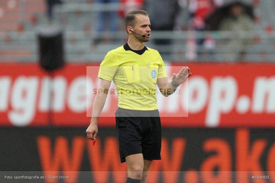 Patrick Schwengers, FLYERALARM Arena, Würzburg, 29.08.2021, DFL, sport, action, Fussball, Deutschland, August 2021, Saison 2021/2022, FCS, FWK, 3. Liga, 1. FC Saarbrücken, FC Würzburger Kickers - Bild-ID: 2304523 Patrick Schwengers, FLYERALARM Arena, Würzburg, 29.08.2021, DFL, sport, action, Fussball, Deutschland, August 2021, Saison 2021/2022, FCS, FWK, 3. Liga, 1. FC Saarbrücken, FC Würzburger Kickers - Bild-ID: 2304523