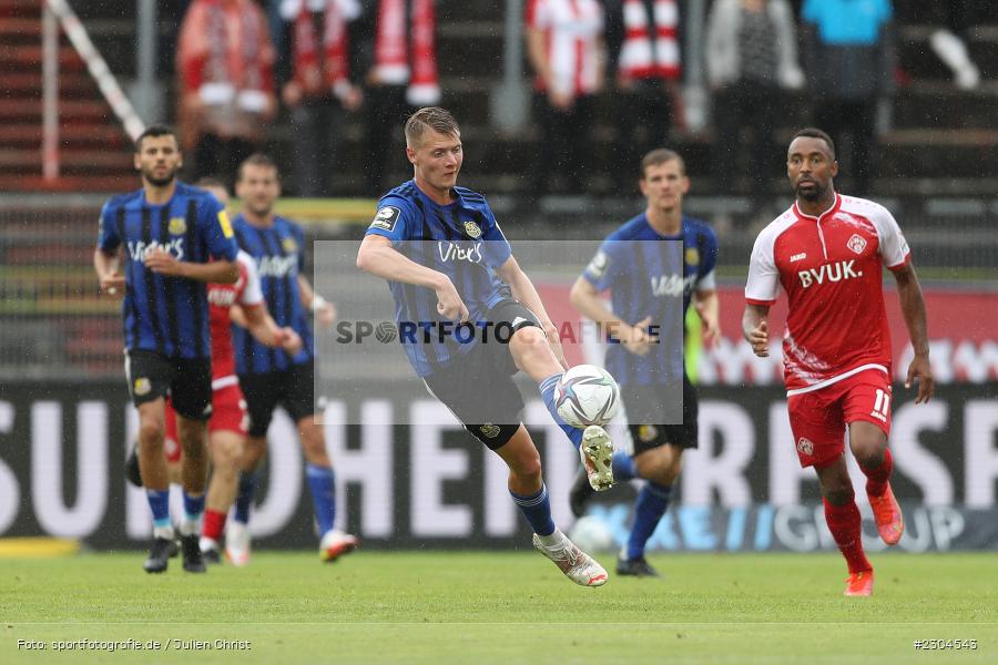 Pius Krätschmer, FLYERALARM Arena, Würzburg, 29.08.2021, DFL, sport, action, Fussball, Deutschland, August 2021, Saison 2021/2022, FCS, FWK, 3. Liga, 1. FC Saarbrücken, FC Würzburger Kickers - Bild-ID: 2304543 Pius Krätschmer, FLYERALARM Arena, Würzburg, 29.08.2021, DFL, sport, action, Fussball, Deutschland, August 2021, Saison 2021/2022, FCS, FWK, 3. Liga, 1. FC Saarbrücken, FC Würzburger Kickers - Bild-ID: 2304543