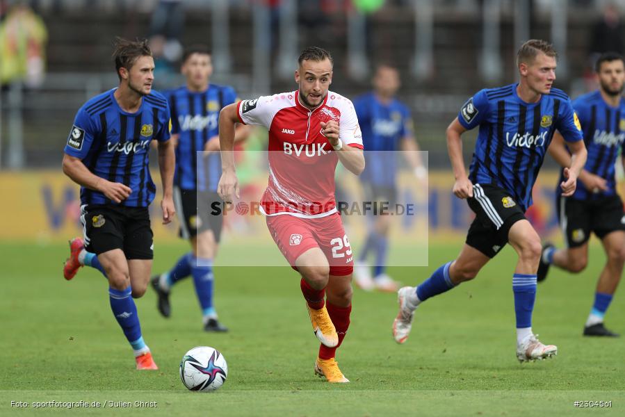 David Kopacz, FLYERALARM Arena, Würzburg, 29.08.2021, DFL, sport, action, Fussball, Deutschland, August 2021, Saison 2021/2022, FCS, FWK, 3. Liga, 1. FC Saarbrücken, FC Würzburger Kickers - Bild-ID: 2304561 David Kopacz, FLYERALARM Arena, Würzburg, 29.08.2021, DFL, sport, action, Fussball, Deutschland, August 2021, Saison 2021/2022, FCS, FWK, 3. Liga, 1. FC Saarbrücken, FC Würzburger Kickers - Bild-ID: 2304561