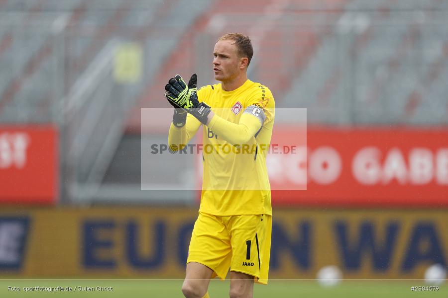 Hendrik Bonmann, FLYERALARM Arena, Würzburg, 29.08.2021, DFL, sport, action, Fussball, Deutschland, August 2021, Saison 2021/2022, FCS, FWK, 3. Liga, 1. FC Saarbrücken, FC Würzburger Kickers - Bild-ID: 2304579 Hendrik Bonmann, FLYERALARM Arena, Würzburg, 29.08.2021, DFL, sport, action, Fussball, Deutschland, August 2021, Saison 2021/2022, FCS, FWK, 3. Liga, 1. FC Saarbrücken, FC Würzburger Kickers - Bild-ID: 2304579