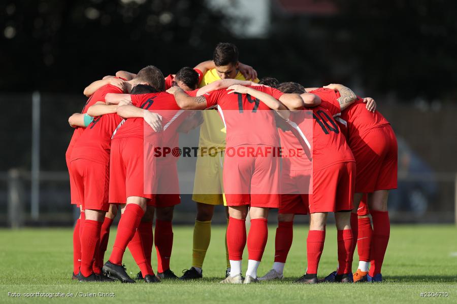 Mannschaftskreis, Sportplatz, Aschfeld, 01.09.2021, BFV, sport, action, Fussball, Deutschland, September 2021, Saison 2021/2022, Runde 4, Toto-Pokal, Kreispokal, TUS, FVB, TuS Frammersbach, FV Bachgrund - Bild-ID: 2304710 Mannschaftskreis, Sportplatz, Aschfeld, 01.09.2021, BFV, sport, action, Fussball, Deutschland, September 2021, Saison 2021/2022, Runde 4, Toto-Pokal, Kreispokal, TUS, FVB, TuS Frammersbach, FV Bachgrund - Bild-ID: 2304710