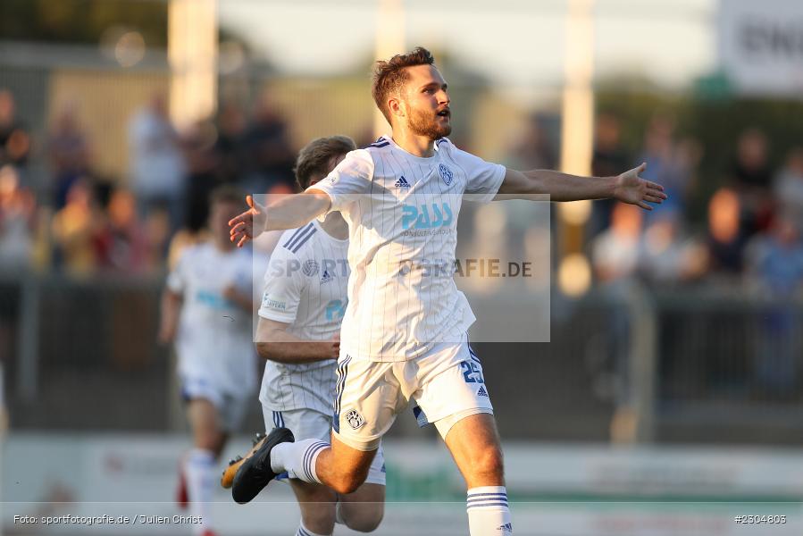 Elias Niesigk, Stadion am Schönbusch, Aschaffenburg, 03.09.2021, BFV, sport, action, Fussball, Deutschland, September 2021, Saison 2021/2022, 4. Liga, Regionalliga Bayern, FCM, SVA, FC Memmingen, SV Viktoria Aschaffenburg - Bild-ID: 2304803