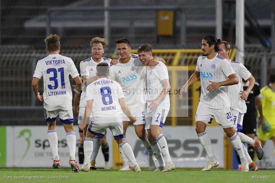 Tom Schulz, Freude, Torjubel, Elmir Muhic, Stadion am Schönbusch, Aschaffenburg, 03.09.2021, BFV, sport, action, Fussball, Deutschland, September 2021, Saison 2021/2022, 4. Liga, Regionalliga Bayern, FCM, SVA, FC Memmingen, SV Viktoria Aschaffenburg - Bild-ID: 2304832 Tom Schulz, Freude, Torjubel, Elmir Muhic, Stadion am Schönbusch, Aschaffenburg, 03.09.2021, BFV, sport, action, Fussball, Deutschland, September 2021, Saison 2021/2022, 4. Liga, Regionalliga Bayern, FCM, SVA, FC Memmingen, SV Viktoria Aschaffenburg - Bild-ID: 2304832