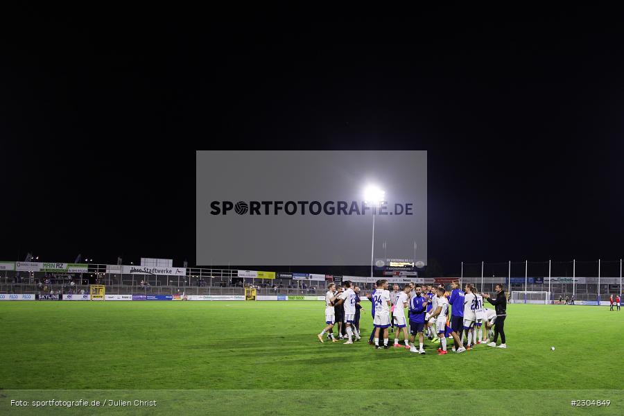 Mannschaftskreis, Stadion am Schönbusch, Aschaffenburg, 03.09.2021, BFV, sport, action, Fussball, Deutschland, September 2021, Saison 2021/2022, 4. Liga, Regionalliga Bayern, FCM, SVA, FC Memmingen, SV Viktoria Aschaffenburg - Bild-ID: 2304849 Mannschaftskreis, Stadion am Schönbusch, Aschaffenburg, 03.09.2021, BFV, sport, action, Fussball, Deutschland, September 2021, Saison 2021/2022, 4. Liga, Regionalliga Bayern, FCM, SVA, FC Memmingen, SV Viktoria Aschaffenburg - Bild-ID: 2304849