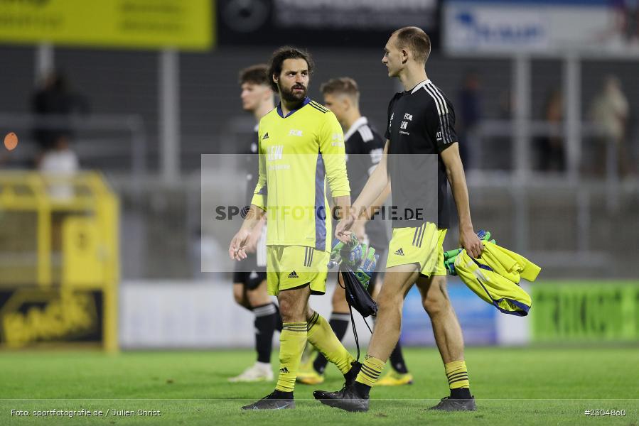 Enttäuscht, Mustafa Özhitay, Stadion am Schönbusch, Aschaffenburg, 03.09.2021, BFV, sport, action, Fussball, Deutschland, September 2021, Saison 2021/2022, 4. Liga, Regionalliga Bayern, FCM, SVA, FC Memmingen, SV Viktoria Aschaffenburg - Bild-ID: 2304860 Enttäuscht, Mustafa Özhitay, Stadion am Schönbusch, Aschaffenburg, 03.09.2021, BFV, sport, action, Fussball, Deutschland, September 2021, Saison 2021/2022, 4. Liga, Regionalliga Bayern, FCM, SVA, FC Memmingen, SV Viktoria Aschaffenburg - Bild-ID: 2304860